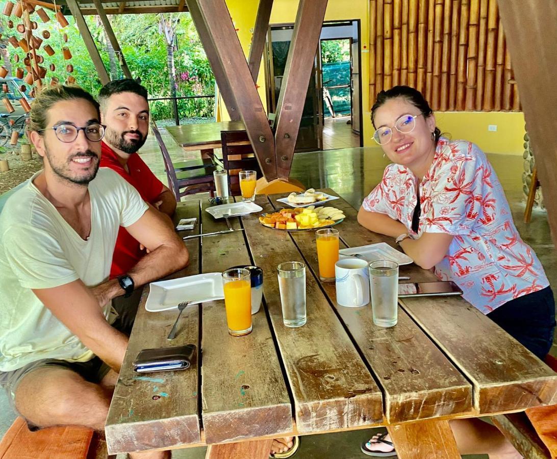 Luminosa Uvita Hostel エクステリア 写真