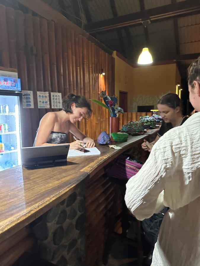 Luminosa Uvita Hostel エクステリア 写真