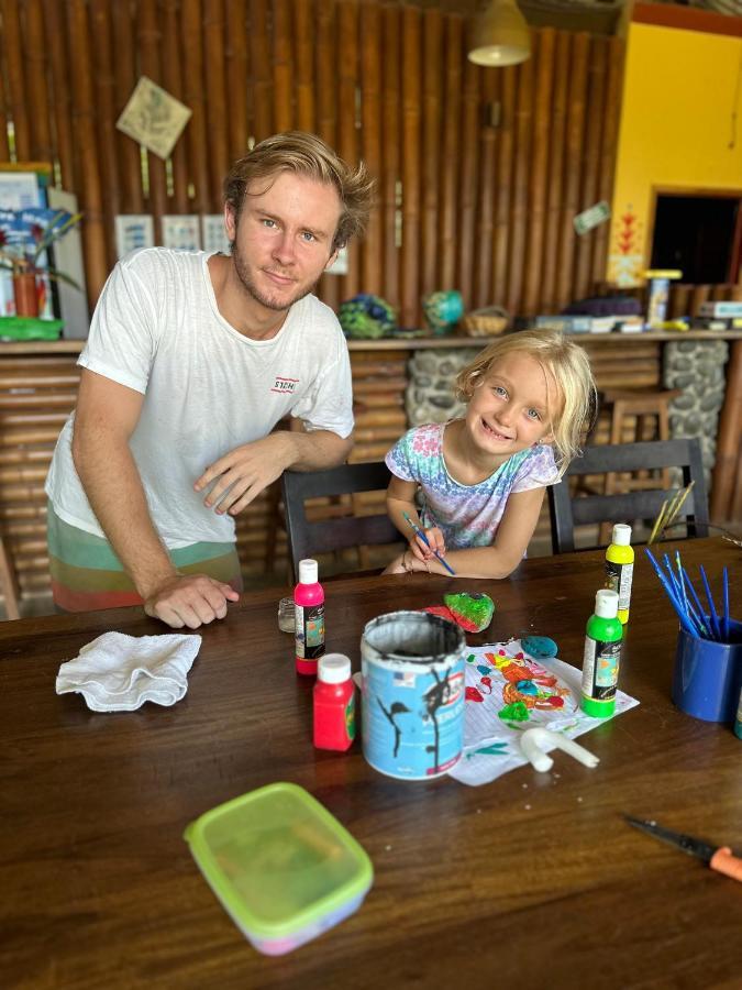 Luminosa Uvita Hostel エクステリア 写真